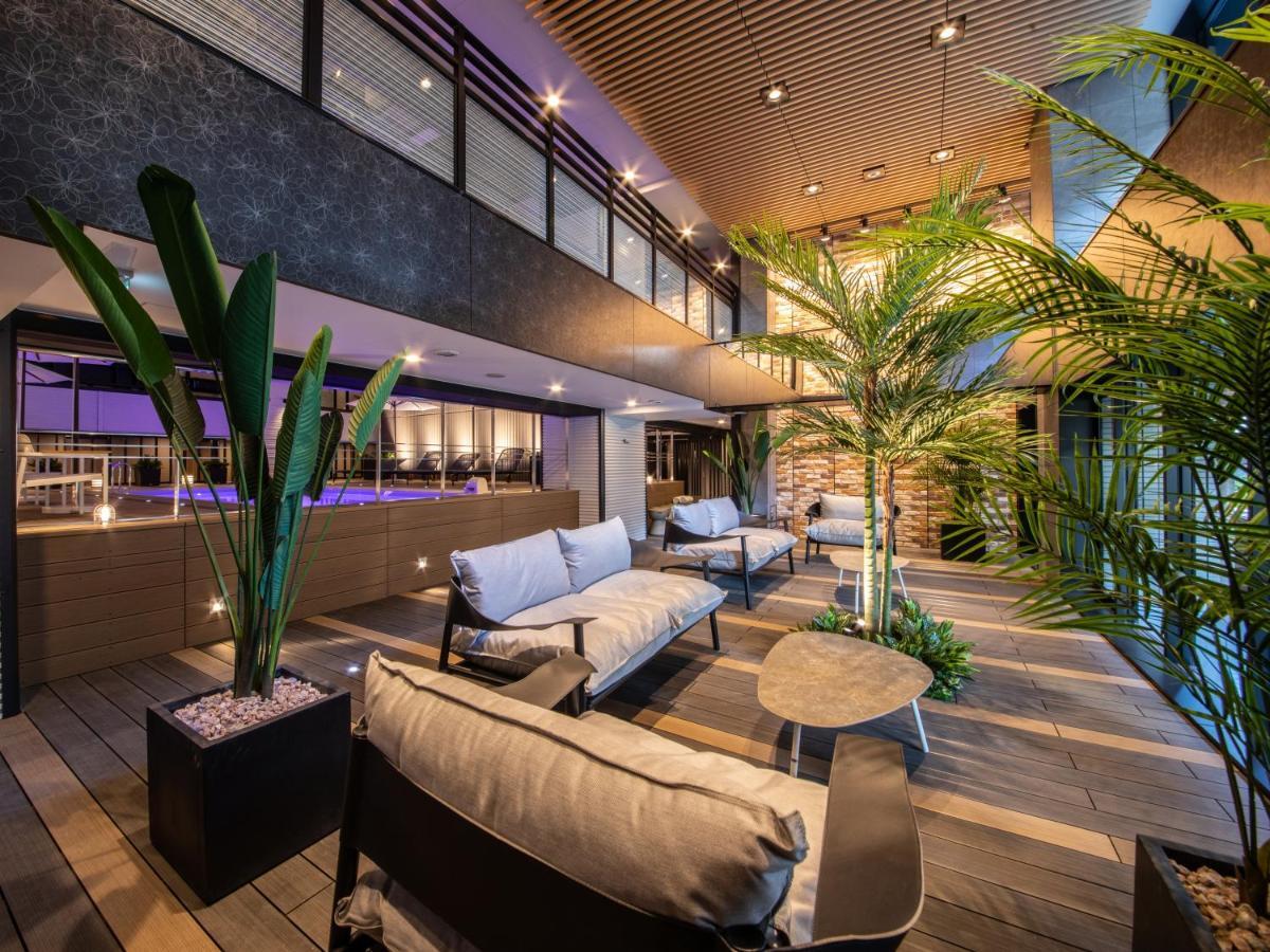 Apa Hotel & Resort Midosuji Hommachi Eki Tower Osaka Exterior photo